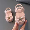 Eerste wandelaars geboren jongens en meisjes lente meisjes sandalen 0-3 jaar oude zachte zool wandelschoenen schattige prinsesschoenen slip resistent schoenen 230330