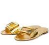 Luksusowe marki modne sandały pantofel dla kobiet buty płaskie F-Baguette metaliczne skórzane bagietki wsuwane sandały w kolorze srebrno-brązowym z pudełkiem 35-42