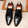 Scarpe eleganti Scarpe derby da uomo di lusso Marca in vera pelle Designer fatto a mano Slip On Mocassini da uomo da uomo con punta a punta