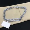 2024 Braccialetti di design Bracciale a maglie a catena per donna Gioielli di moda in rame Braccialetti di lusso Braccialetti classici europei popolari per coppie da uomo con borse