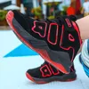 アスレチックアウトドアランニングボーイズガールズレザースニーカー子供用カジュアルバスケットボール10代のデザイナーシューズキッズベビースクールスポーツ幼児靴w0329