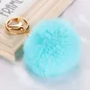 Portachiavi a forma di palla di pelo di coniglio Portachiavi a forma di palla di pelo morbido Portachiavi in metallo dorato adorabile Palla Pom Poms Portachiavi in peluche Portachiavi per auto Borsa Orecchini Accessori