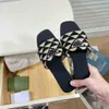 Luxury designer slipper slide women triangle sandal flats graphic prints characterizerd collections reflected embroidered fabric slide 35-42