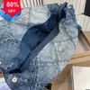 Sacs à bandoulière Channel 22 Denim Grand Shopping Fourre-tout Voyage Designer Femme Sling Body Sac à main le plus cher avec chaîne en argent Gabrielle 6251ess