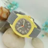 MENS Titta på Sports Rubber Strap Quartz Movement Battery Rostfritt stål 40mm Case Lifestyle Waterproof Design Analog armbandsurklocka Montre de Luxe