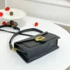 コアブデザイナーバッグシープスキンソフトメタルボタン枕カバー