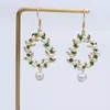 Orecchini a cerchio 2023 Trendy Green Crystal Handcraft Gioielli da donna di alta qualità Piccoli orecchini di perle naturali di perle reali