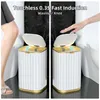 Poubelles Poubelles à capteur intelligent Les ordures de salle de bain peuvent être électroniques Détection automatique des toilettes domestiques Détection étanche Produits ménagers intelligents 230330