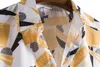 Mäns avslappnade skjortor toppsäljande produkt 2022 Sommarn New Men's Fashion Trend tryckt kortärmad skjorta avslappnad lapel camisas para hombre w0328