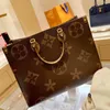 Tote Bag Designer the tote bags Luxurys women Handbags capacity Stamped letters banquet Wallet fashion leisure gift Material Leather handbags style good very good