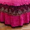 Säng kjol spets broderi prinsessa sängkläder skidkudde rosröd 1/3 bit tjock sammet termisk sängkläder madrass täcker kung 230330