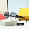 Solglasögon 2021 New Style Fashion Solglasögon Net Red Trend High Grade Atmospheric Square Glasses Kvinna