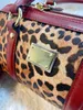 23SS Fashion Designer Bag Womens Luxury Tote Bag Ladies Cross Bodys Totes Bags Classic axlar Handväskor Leopard Sac