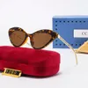 Gafas de sol de diseñador Gafas clásicas Gafas Gafas de sol de playa al aire libre para hombre Mujer Mezcla de colores opcional AAAAA3