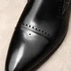 Scarpe eleganti Scarpe derby da uomo di lusso Marca in vera pelle Designer fatto a mano Slip On Mocassini da uomo da uomo con punta a punta