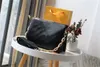 Designer Luxury Påsar Coussin PM Gold Chain Cross Body Bag med justerbara remmar Axelhandväskor Messager Bag dragkedja Läder M20761 Business Bag 7a Bästa kvalitet