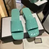 Sandalen ontwerper Nieuwe zomer snoepkleur dikke hak slip-on strand skid resistent fruit bevroren geurige schoenen y9qw