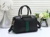 L Designer Totes Bag Bag Red Green Stripe Double G Boston Handbag Pillow 25 SP Crossbody Houtter Duffel Bags Women Mensing Weedend