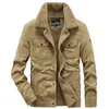 Jackets masculinos tamanho grande até 8xl espessos de lã militar de inverno, jaquetas de carga solta de algodão masculino Casual da força de vôo