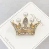 Mode couronne broches or argent couleur strass épinglettes robe décoration boucle Badge bijoux accessoires pour les femmes