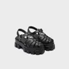 Designer Damen Ledersandalen Gummisandale Fischer Plattform Rutschen Dreieck Metall Hausschuhe Retro Strand Runde Zehensandalen