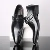 Sapatos de vestido masculino fivela de calçados de fivela de canela de caça de ginástica de capa de couro de vestido de ginástica