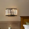 Lâmpadas de parede Pós -modernas LED Crystal Lights Luxury Modern Living Room Bedroom Background Sconces E14 Bulbos