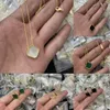 Fashion-Designer-Jewelry-Men-Pendants-Necklace Four feuilles Colliers Pendant Colliers Bracelet Boucles d'oreilles Cleef Mother of Pearl Green Flower Collier Link Chain