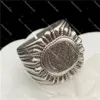 Lyxdesigners Strawberry Rings Fashion Men Kvinnor Diamantringar Graverade brevmönsterälskare smycken Ring