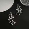 Dos Boucles D'oreilles Simple Cartilage Vintage Branche Oreille Clip Alliage Punk Métal Bois Manchette Wrap Boucle D'oreille Pour Filles Garçons