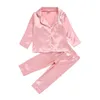 Pyjamas Barn Pyjamas Set Baby Set Barnkläder Barn Pojkar Flickor Soft Ice Silk Top Byxor Familjekläder Barn Pyjamas 230331