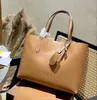 Bolsos de compras de diseñador clásico para mujer Bolso de playa Bolso de lujo Bolso de hombro de gran capacidad de moda Bolsos de mano de alta calidad