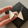 Vrouwen desigenr oorbellen bengelende klassieke vintage sieraden trendy driehoek bengelen kroonluchter ontwerpstudie 3 stijlen