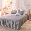 Bedding define a cama de veludo de cristal de inverno de ponta de quatro peças capa grossa de edredão de edredão de princesa dormindo 2,0m de saia