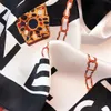 Halsdukar 10 stil designer silkes halsduk tjej älskar våren halsdukar tryck bokstav bekväm tyg sjal familj gåva halsduk