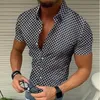 Camisas casuales para hombres 2022 Spring Grid Camisas de moda para hombres Camisa abotonada con cuello vuelto Casual Impresión digital Tops de manga corta S-3XL W0328