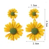 Studörhängen Boho Fashion Flower Hanging For Women Girls Korea Sweet Daisy Petal Statement Kvinnliga smycken Oorbellen