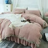 Yatak Setleri Kış kuzu derisi yatak dört parçalı mercan kadife prenses tarzı saf renk kalınlaştırılmış termal yorgan kapağı pazen sayfası