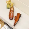 Herr ÄKTA LÄDER CASUAL SKOR HERR LOAFERS 21SS Slip-On Mockasin Körskor Svart Röd Bröllop FORMELLA DESIGNERS KLÄNNING HERR Sneakers