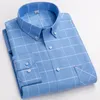 Chemises décontractées pour hommes 100% coton Oxford à manches longues pour hommes doux à carreaux boutonné formel uni décontracté chemise unie grande taille 5XL6XL 230331