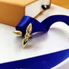 Grossist mode kvinnors halsband örhängen designer smycken 18k guldpläterad rostfritt stål armband kvinnors bröllopspresent klöver 2023