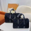 Bolsas de noite bolsa de mochila bolsas de viagem de grande capacidade para viajar de couro ao ar livre listras de estampas de poliéster lison listras de grande tamanho um designer de tamanho grande 0916