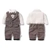 Conjuntos de roupas para meninos de criança conjunto 2023 Spring Baby Cotton Plaid Children Roushith Suits 5pcs Festa de aniversário Costume 1 2 Presente de 3 anos 230331