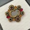 Designer Brooches Topsgg Letter Luxury Airy Womens Jewellery Vintage and Elegant Designer Dress Womens Vintage