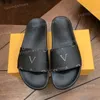 Designer Fashion brand Men Women Slide Sandals Shoes Luxury Summer Slippery Woman Channel Sandals Men womens slippers