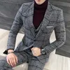 Abiti da uomo Blazer Giacca Canotta Pantaloni Pantaloni da uomo di marca premium slim formale da lavoro Abito da cerimonia nuziale da uomo Set per lo sposo 3 pezzi 230330