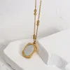 Kedjor eleganta pärlor charmkedja rostfritt stål roshänge halsband för kvinnor guld silver färg geometriska choker halsbandschän