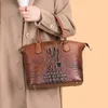 Kvällspåsar Kvinnspåse Three-Piece Set Crocodile Pattern Fashion Handbag Ladies Shoulder Luxury Designer Messenger