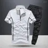 Tracki męskie letnie męskie koszule z krótkim rękawem spodnie polo styl solidny koreański styl szczupły fit 2pc set fitness Sportos