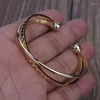 Bangle Minimalist Pure Gold Color Mönster Metall Strip Charm Justerbar armband Dubbel öppen manschett UNISEX Par Titta på tillbehör